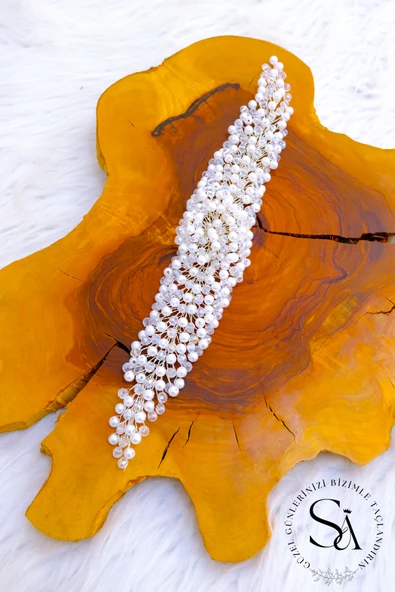 SimgeAksesuar Tamamen El Yapımı Kristal Taşlı Şık Ve Zarif Düğün Ve Nişan Gelin Tacı Ve Saç Aksesuarı - Resim 3