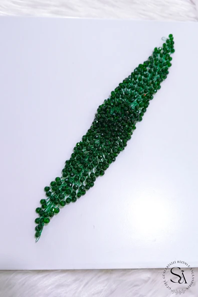 SimgeAksesuar Tamamen El Yapımı Yeşil Kristal Taşlı Şık Ve Zarif Nişan, Kına Ve Bindallı Tacı Ve Saç Aksesuarı ürün görseli 1