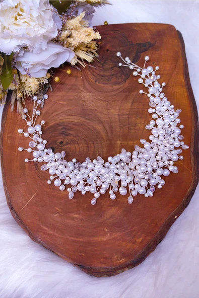 SimgeAksesuar Tamamen El Yapımı Kristal Taşlı Şık Ve Zarif Düğün Ve Nişan Gelin Tacı Ve Saç Aksesuarı - Resim 2