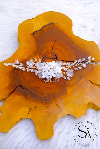 SimgeAksesuar El Yapımı Kristal Taşlı Şık ve Zarif Düğün ve Nşan Saç Aksesuarı ürün görseli 1