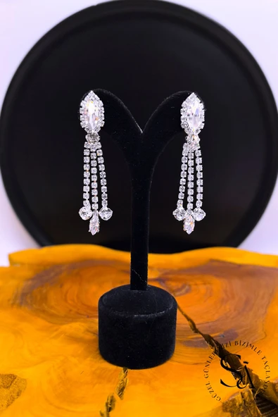 SimgeAksesuar Kristal Taşlı şık ve zarif düğün ve nişan - kına küpesi ürün görseli 1