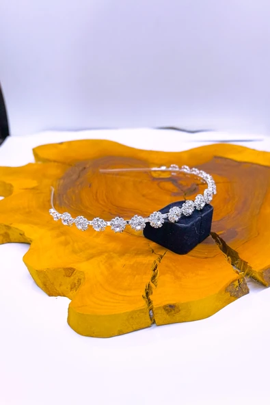 SimgeAksesuar Kristal Taşlı Şık Ve Zarif Gelin Tacı - Resim 2