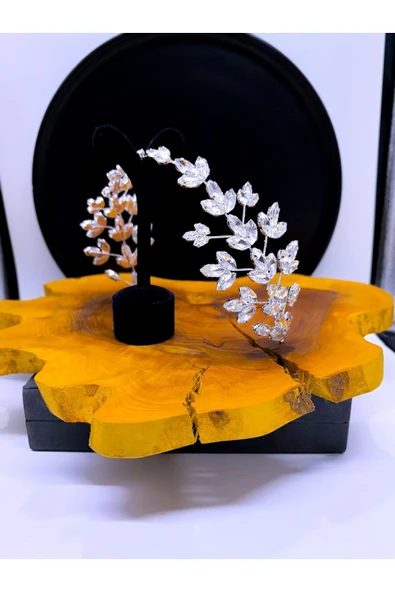 SimgeAksesuar Kristal Taşlı Şık Ve Zarif Gelin Tacı Ve Saç Aksesuarı - Resim 2