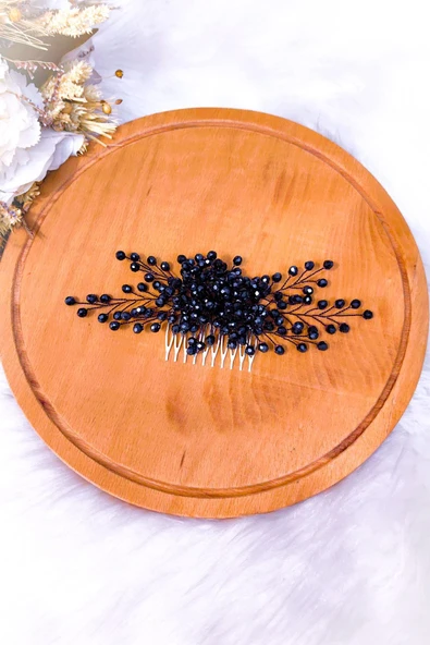 SimgeAksesuar Tamamen El Yapımı Kırmızı Renkli Kristal Taşlı Şık Ve Zarif Nişan Ve Kına Tacı , Saç Aksesuarı ürün görseli 1