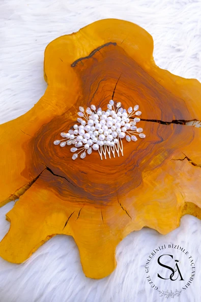 SimgeAksesuar Tamamen El Yapımı Kristal Taşlı Şık Ve Zarif Düğün Ve Nişan Gelin Tacı Ve Saç Aksesuarı - Resim 2