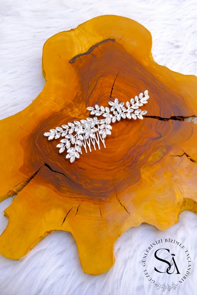 SimgeAksesuar Kristal Taşlı Şık Ve Zarif Taraklı Gelin Saç Aksesuarı - Resim 2