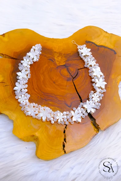 SimgeAksesuar Kristal taşlı şık ve zarif gelin tacı ve saç aksesuarı ürün görseli 1