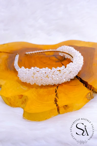 SimgeAksesuar Tamamen El Yapımı Kristal Taşlı Şık Ve Zarif Düğün Ve Nişan Gelin Tacı Ve Saç Aksesuarı - Resim 3