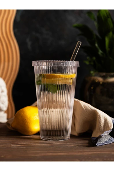 Rembox 600 ml Kapaklı Pipetli Origami Mika Bardak - Cam Pipetli Kahve ve Meşrubat Bardağı ürün görseli 1