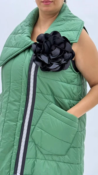 Büyük Beden Çiçek Motifli Asimetrik Kadın Şişme Yelek - Resim 6