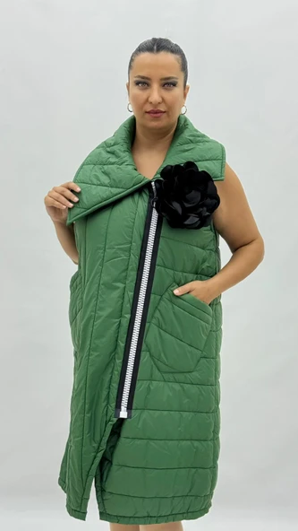 Büyük Beden Çiçek Motifli Asimetrik Kadın Şişme Yelek - Resim 2