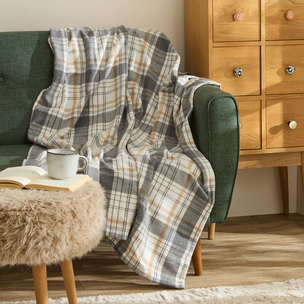 Karaca Home Flanel Throw Tv Battaniyesi Bej/Siyah ürün görseli 1