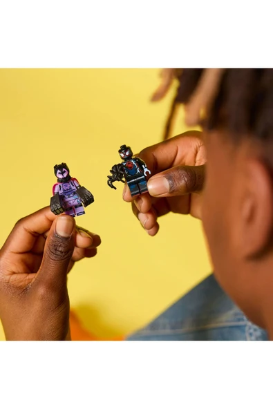 ® Minifigures Örümcek Adam: Örümcek Evrenine Geçiş 71050- 5+ Çocuklar için Yapım Oyuncağı (8P) - Resim 8
