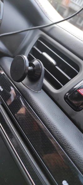 Byr Manyetik Araba Telefon Tutucu Montajı (Sadece Plastik Aparattır!!!) 3D ürün görseli 1