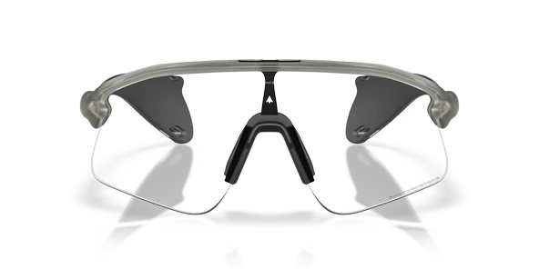 Oakley STUNT DEVIL Photochromic Güneş Gözlüğü 951708 Grey Ink Photochromic - Resim 4