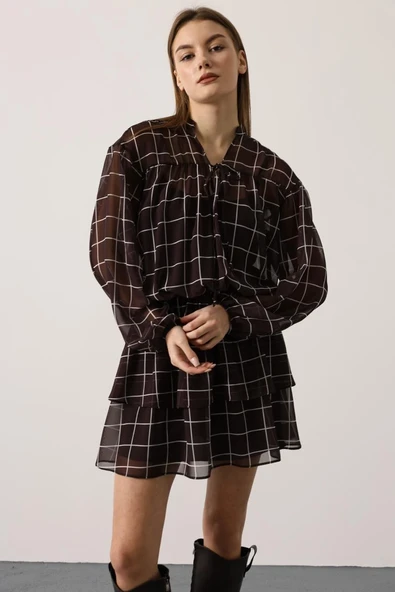 Kat Kat Ekose Bağcıklı Yaka Şifon Mini Elbise - Resim 3