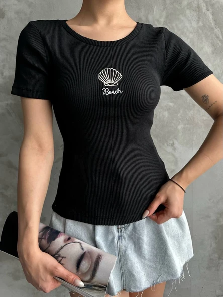 Bac nakışlı bluz - Resim 3