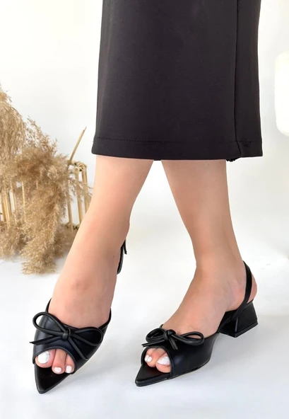 Lotta Siyah Cilt Topuklu Ayakkabı ürün görseli 1