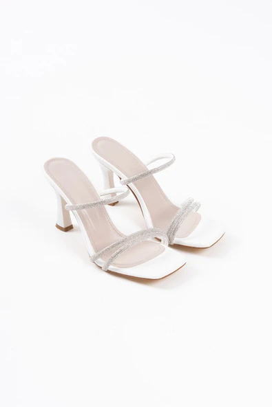 Alvina Kadın Beyaz Taşlı İnce Topluklu Abiye Ayakkabı - Resim 2