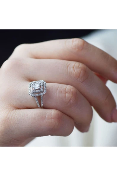 Modern Tasarım Çift Kollu Baget Yüzük 0.60 Ct. - 2