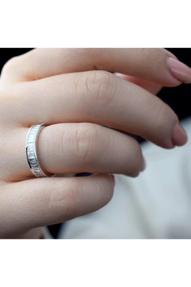 1.59 Ct. Modern Tasarım Tamtur Baget Pırlanta Yüzük - 2