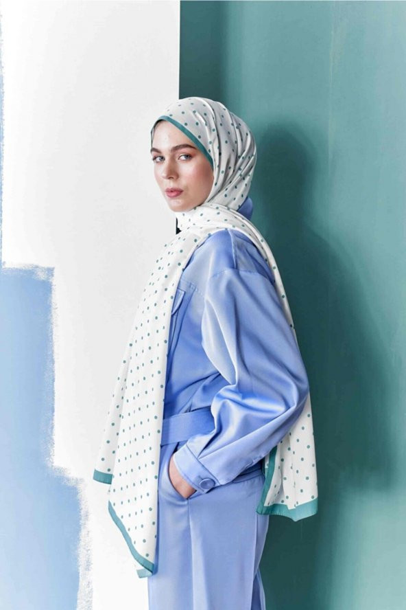 Inci Serisi Puantiye Desenli Yeşil Medine Ipeği Şal ürün görseli 1