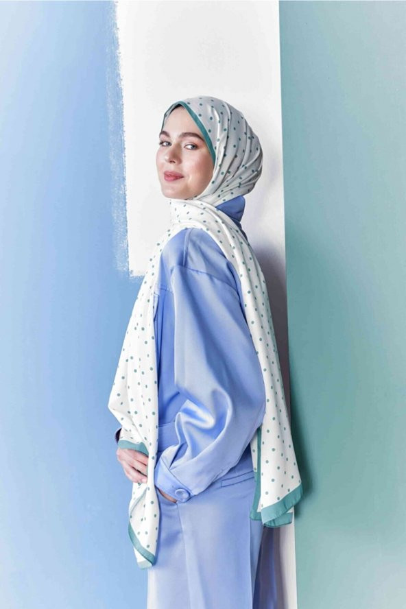 Inci Serisi Puantiye Desenli Yeşil Medine Ipeği Şal - Resim 2