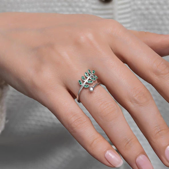 Altın Kaplama Kalp Motifli Minimal Gümüş Bayan Yüzük - Resim 10