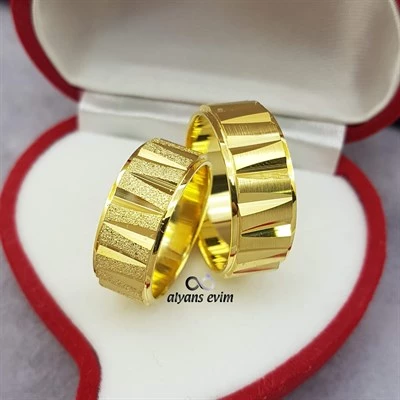 Zikzak Desenli Altın Kaplama Çift Gümüş Alyans Yüzük ürün görseli 1