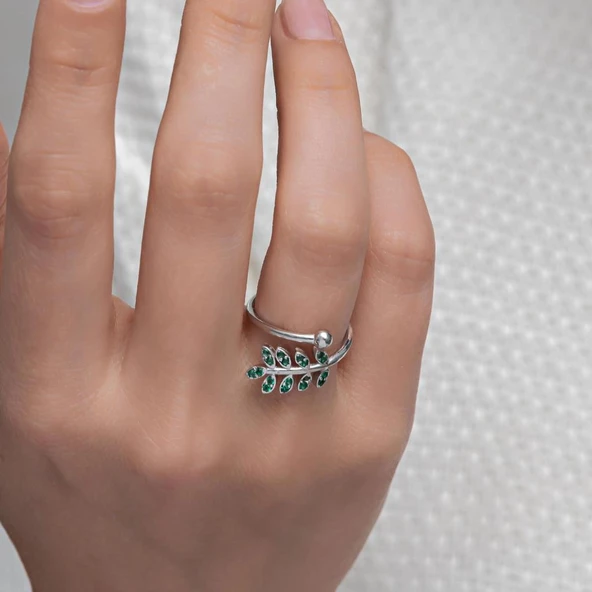 Altın Kaplama Kalp Motifli Minimal Gümüş Bayan Yüzük - Resim 7