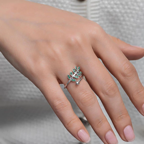 Altın Kaplama Kalp Motifli Minimal Gümüş Bayan Yüzük - Resim 11