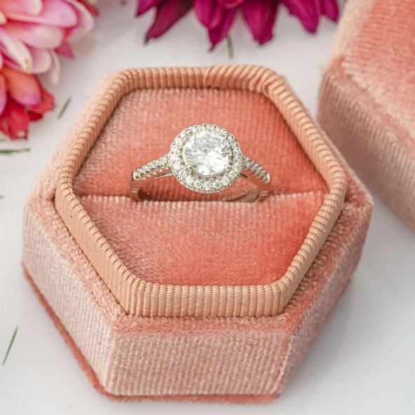 Yuvarlak Zirkon Taşlı Tektaş Gümüş Bayan Yüzük - Resim 7