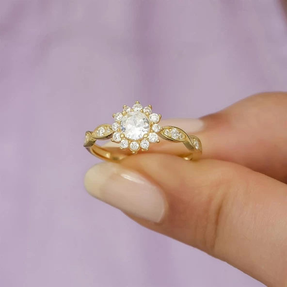 Altın Kaplama Papatya Motifli Tektaş Gümüş Bayan Yüzük - Resim 3