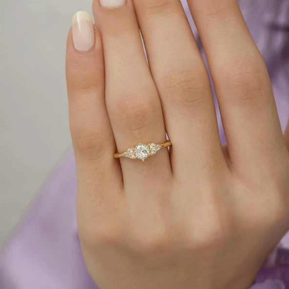 Altın Kaplama Zirkon Taşlı Tektaş Gümüş Bayan Yüzük - Resim 2