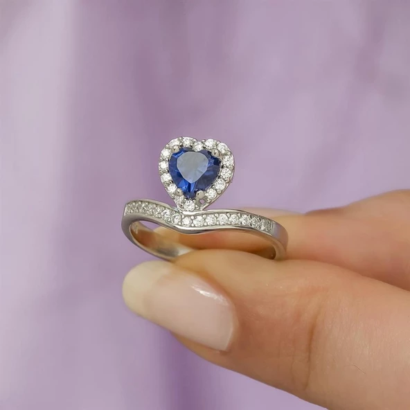 Kalp Motifli Mavi Zirkon Taşlı Tektaş Gümüş Bayan Yüzük - Resim 3