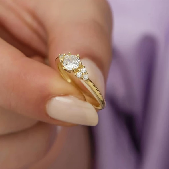 Altın Kaplama Zirkon Taşlı Tektaş Gümüş Bayan Yüzük - Resim 6