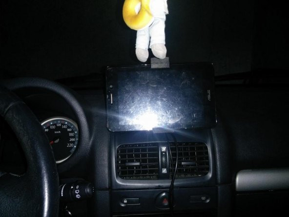 Renault Clio 2 Akıllı Telefon Tablet Tutucu Plastik Aparat - 1