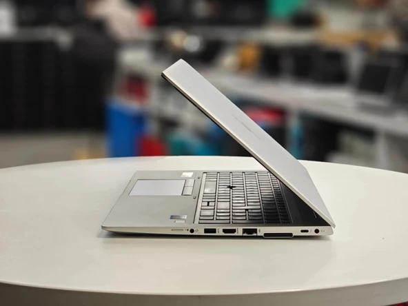 PTTAVM: Hp EliteBook 850 G5 NoteBook İ7 8550U (8.Nesil) 16Gb Ddr4