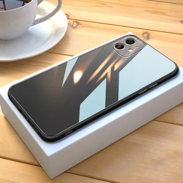 iPhone 12 Parlak Cam Kamera Korumalı Telefon Kılıfı - Resim 11