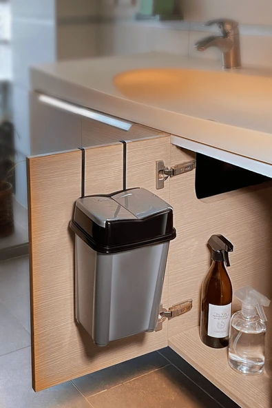 SAS Askılı Asılabilir Tezgah Altı Pratik Kapak Çöp Kovası 5.5 litre Gri