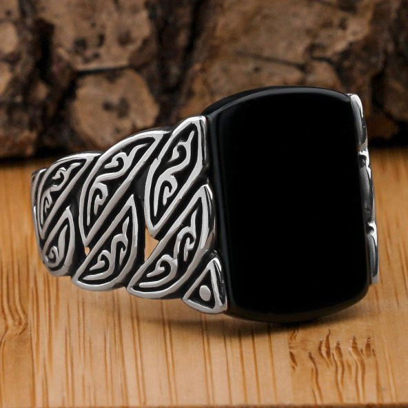 Siyah Oniks Taşlı Örgü Desenli 925 Ayar Gümüş Yüzük ürün görseli 1