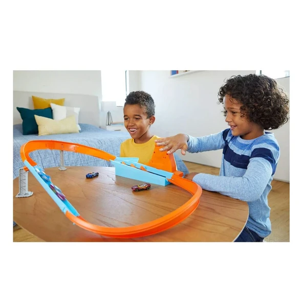 Hot Wheels Şampiyonluk Parkuru GBF81 GJM75 - Resim 4