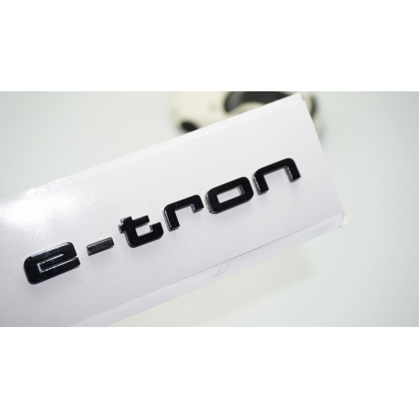 DK Tuning e-tron Bagaj Siyah Yazı Logo Audi İle Uyumlu