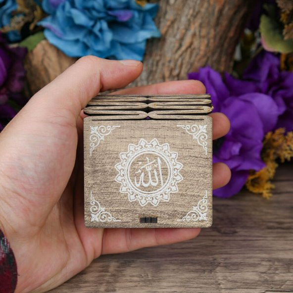 Mini Ahşap Kutu & Mini Kuran-ı Kerim Beyaz (8x7cm) - 4