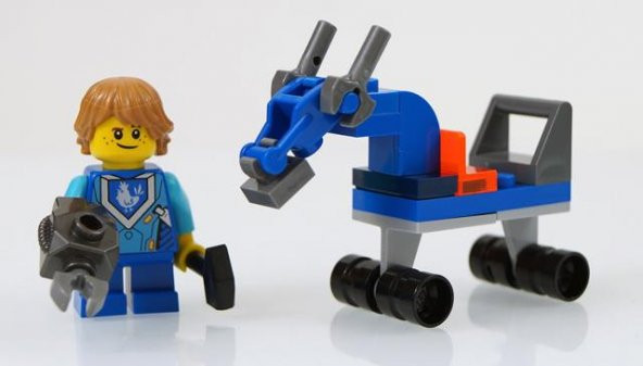 LEGO Nexo Knights 271603 Robin - 2