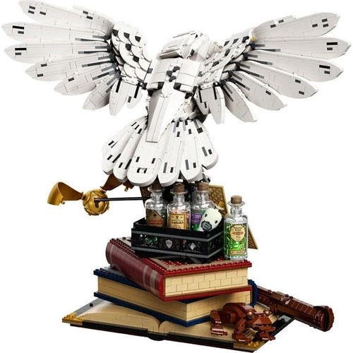LEGO Harry Potter 76391 Hogwarts Icons Collectors' Edition - 4