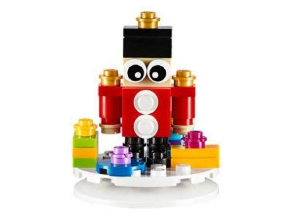 Lego Seasonal 853907 Toy Soldier Ornament - 2