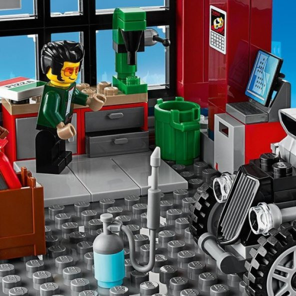 Lego City 60258 Tuning Workshop - 7