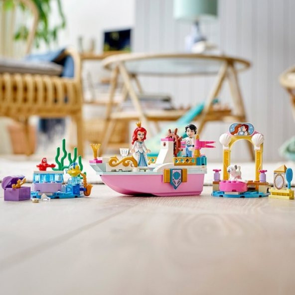 LEGO Disney 43191 Ariels Celebration Boat - 7