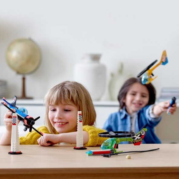 LEGO City 60260 Air Race - 7